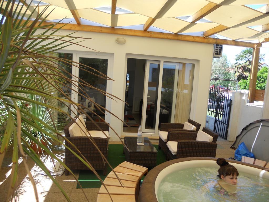 Apartment Teuta Zadar Pokoj fotografie