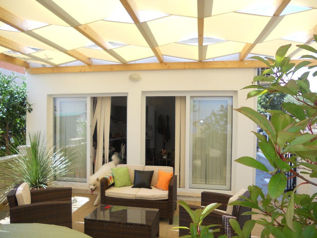 Apartment Teuta Zadar Pokoj fotografie